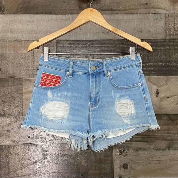 Kendall & Kylie Pants - Kendall & Kylie Embroidered Jean Shorts Blue High Rise Cutoff Distressed Size 5